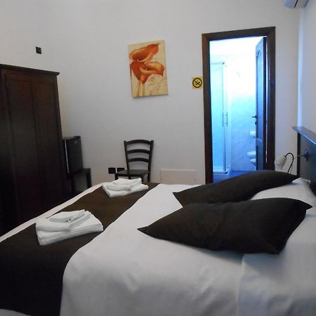 Bed & Breakfast Giardini Di Marzo Lecce Exterior foto