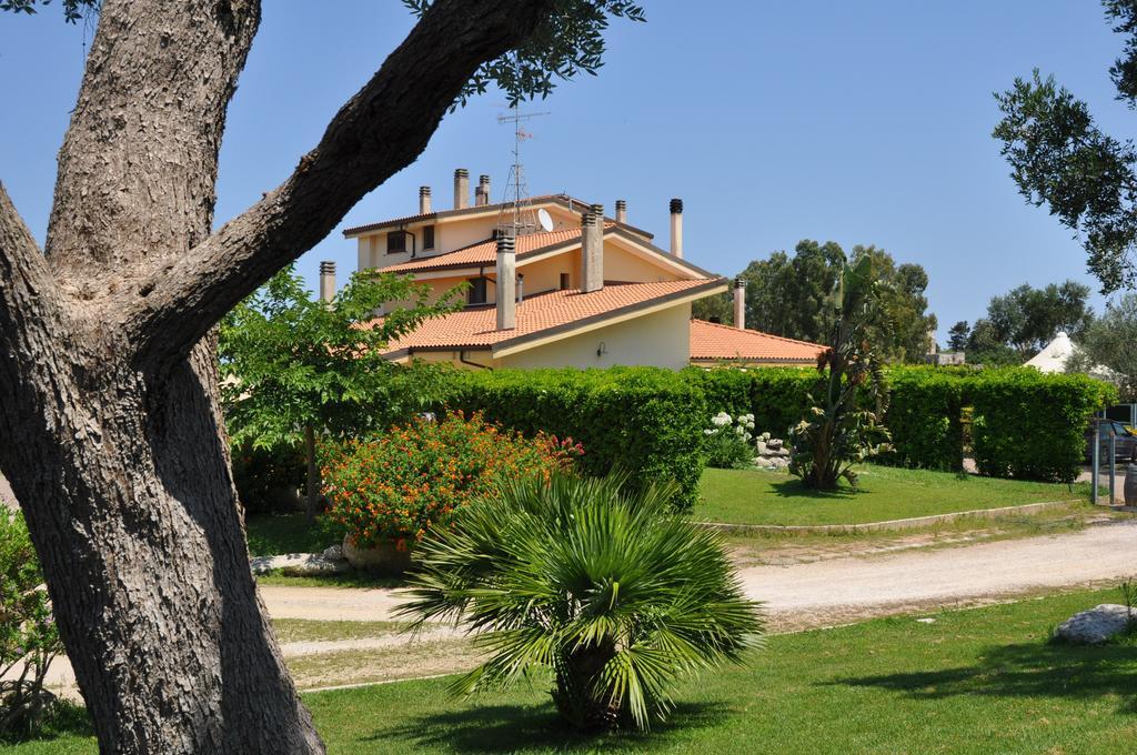 Bed & Breakfast Giardini Di Marzo Lecce Exterior foto