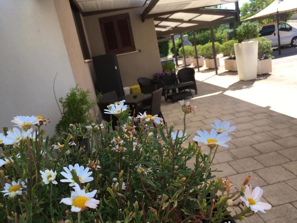 Bed & Breakfast Giardini Di Marzo Lecce Exterior foto